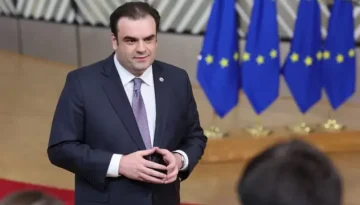 Πιερρακάκης: Τα σκληρά πυρά που δέχεται από τον “13-0” Νίκο Παππά και το ΠΑΣΟΚ – Τι δεν µπορούν να χ