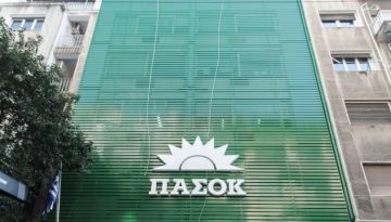 ΠΑΣΟΚ κατά Γεωργιάδη ξανά: “Τώρα θυμήθηκε το Πάσχα ο ρουσφετάκιας υπουργός”