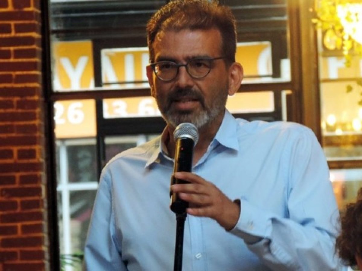 ΠΑΣΟΚ: Στο στόχαστρο “ανδρουλακικών” στελεχών ο Γραμματέας Οργανωτικού λόγω… συνεδριακών γραμμών