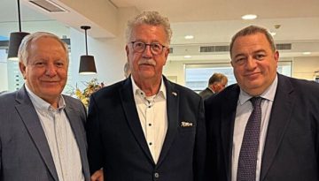 Συνάντηση Στυλιανίδη και Φούχτελ: “Ξύπνησαν” μνήμες από την περίοδο της οικονομικής κρίσης
