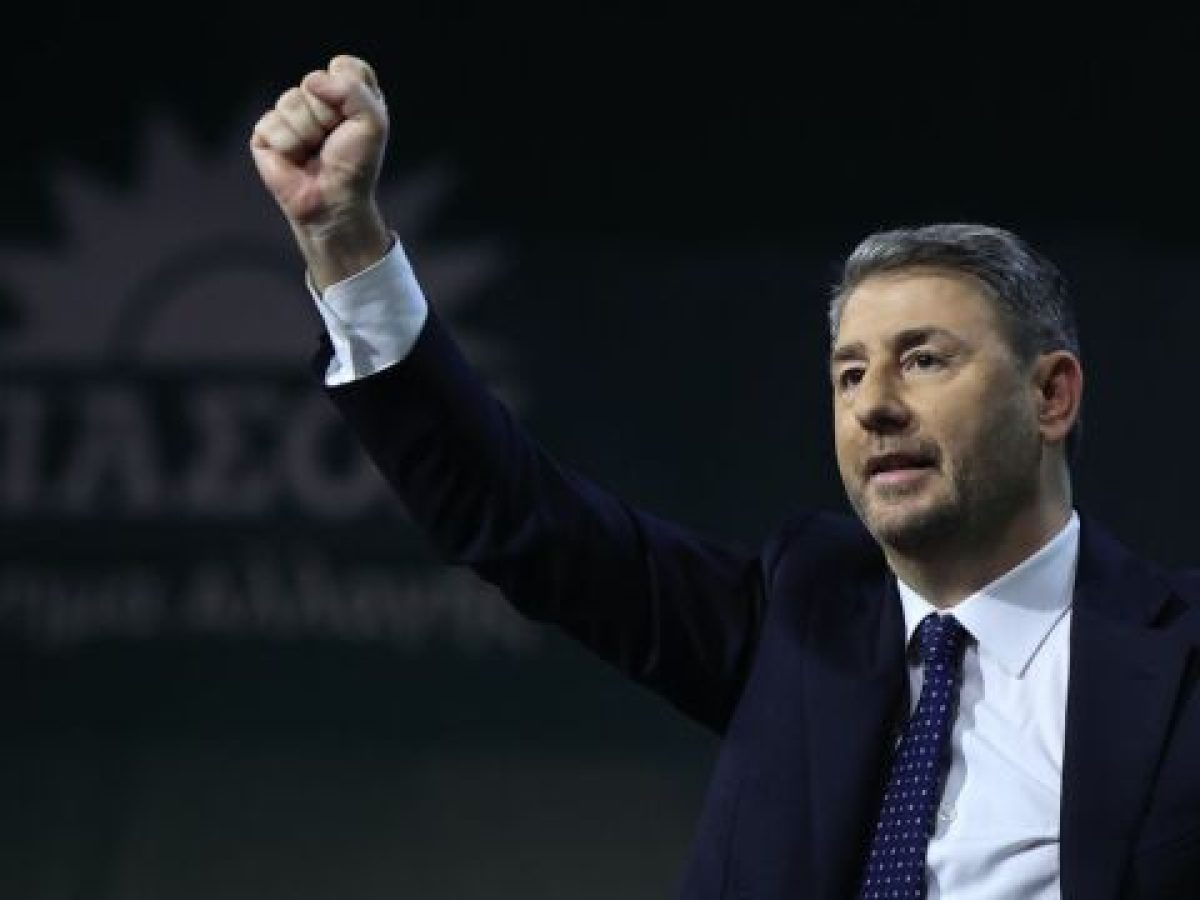 Στη Βουλή την Πέμπτη με “όπλο” την ΕΥΠ ο Ανδρουλάκης – Την προσωπική ευθύνη Μητσοτάκη για τις υποκλο