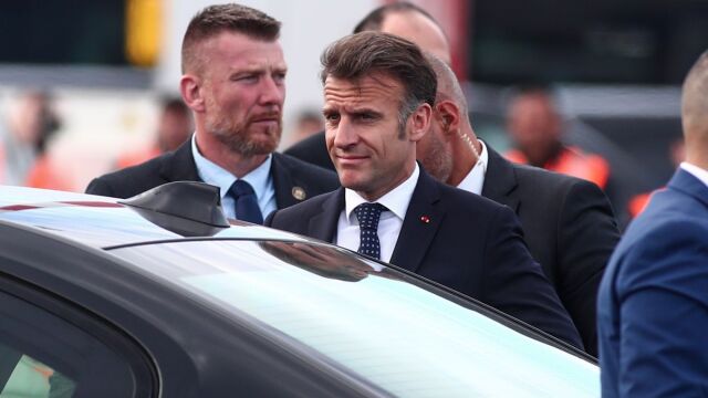 divto-vinteo-tou-emanouel-makron