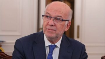 “Τρίζει” η καρέκλα του Φλωρίδη, “οργισμένος” ο Μητσοτάκης – Το νέο… ατόπημα για τις fast