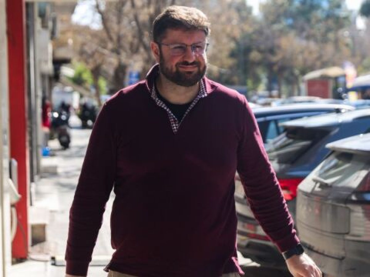 Ζαχαριάδης για αφίσα ΠΑΣΠ στο Πολυτεχνείο: “Θα μπορούσε να είναι της ΔΑΠ – ΝΔΦΚ, δεν γίνεται αλλαγή στη χ