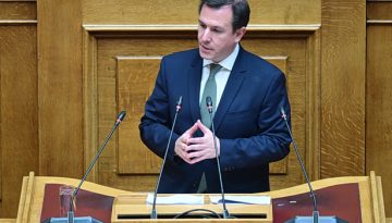 Δουδωνής: Αυτό δεν είναι κυβέρνηση, είναι πινάκιο δικαστηρίου