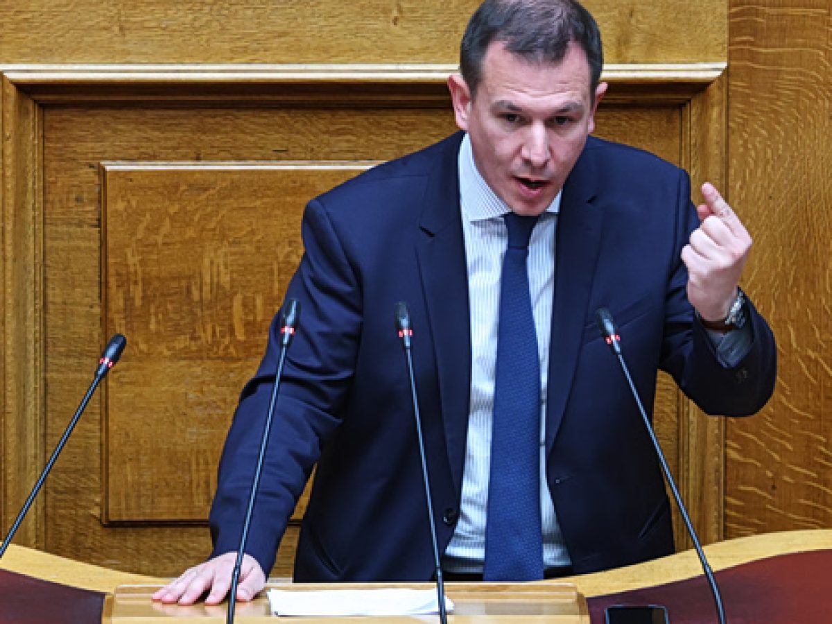 Δουδωνής κατά Μητσοτάκη: Εισηγείται μεγαλύτερο ανταγωνισμό του ρουσφετιού – Αγαπημένο του χόμπι η συνταγματική φακιρική