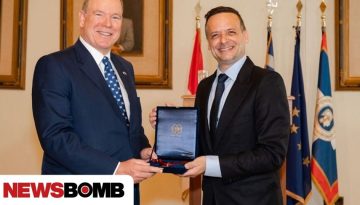 &Delta;&omicron;ύ&kappa;&alpha;&sigmaf;: &Alpha;&pi;έ&nu;&epsilon;&iota;&mu;&epsilon; &tau;&omicron; &mu;&epsilon;&tau;ά&lambda;&lambda;&iota;&omicron; &tau;&omicron;&upsilon; &Delta;ή&mu;&omicron;&upsilon; &Alpha;&theta;&eta;&nu;&alpha;ί&omega;&nu; &sigma;&tau;&omicron;&nu; &pi;&rho;ί&gamma;&kappa;&iota;&pi;&alpha; &Alpha;&lambda;&beta;έ&rho;&tau;&omicron;
