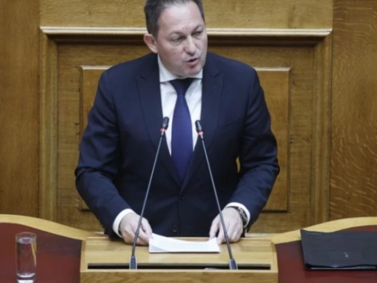 Αιχμές Πέτσα για Λαζαρίδη: Περιμένω από το υπ. Παιδείας, να μας πει πώς προσελήφθη- Καθαρές τοποθετήσεις