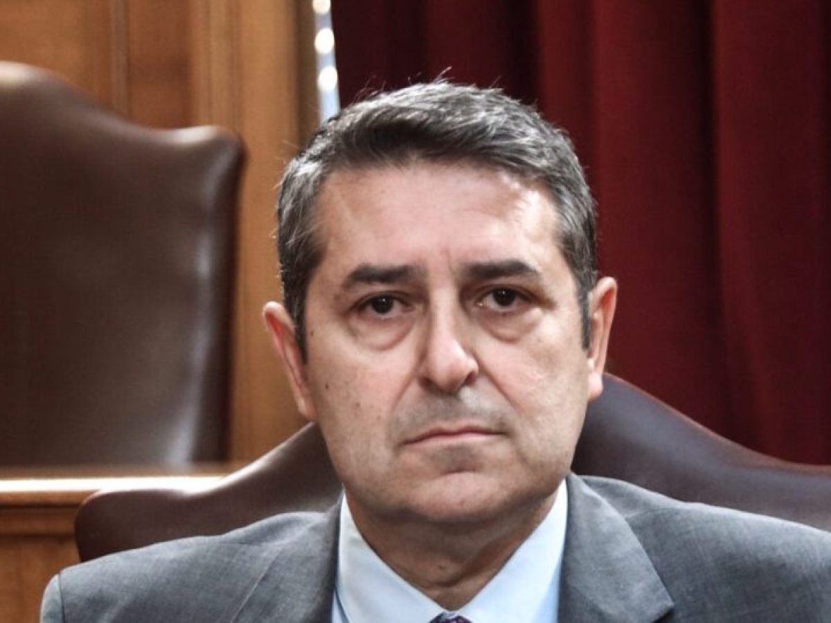 &Epsilon;&upsilon;&tau;ύ&chi;&eta;&sigmaf; &Alpha;&rho;&chi;&omicron;&nu;&tau;ά&kappa;&eta;&sigmaf;: &Omicron; &Chi;&alpha;&nu;&iota;ώ&tau;&eta;&sigmaf; &gamma;&iota;&alpha;&tau;&rho;ό&sigmaf; &pi;&omicron;&upsilon; &chi;&epsilon;&iota;&rho;&omicron;ύ&rho;&gamma;&eta;&sigma;&epsilon; &tau;&omicron;&nu; &Gamma;&iota;ώ&rho;&gamma;&omicron; &Mu;&upsilon;&lambda;&omega;&nu;ά&kappa;&eta; &epsilon;ί&nu;&alpha;&iota; &laquo;&sigma;&omega;&tau;ή&rho;&alpha;&sigmaf;&raquo; &pi;&omicron;&lambda;&lambda;ώ&nu; &alpha;&sigma;&theta;&epsilon;&nu;ώ&nu;