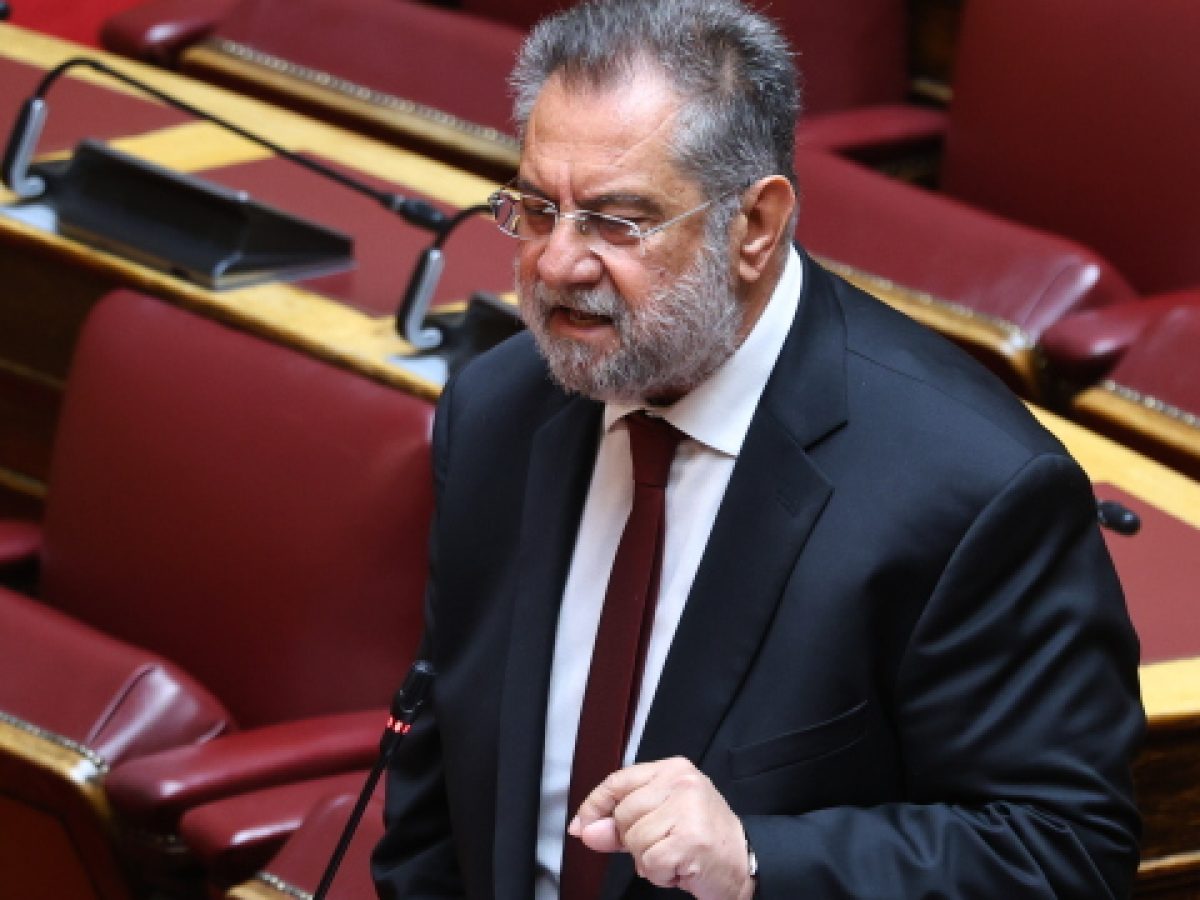 «Εγώ θα είμαι με τον Τσίπρα, είτε έτσι είτε αλλιώς» δηλώνει ο βουλευτής του ΣΥΡΙΖΑ Ανδρέας Παναγιωτόπουλος