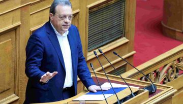 Έκκληση του Σ. Φάμελλου στα κόμματα να καταθέσουν μαζί πρόταση δυσπιστίας