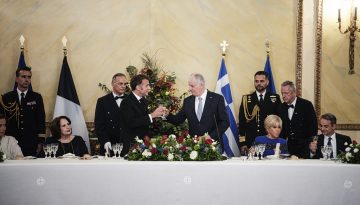 &Epsilon;&nu;&iota;&sigma;&chi;ύ&epsilon;&tau;&alpha;&iota; &eta; &alpha;&mu;&upsilon;&nu;&tau;&iota;&kappa;ή &sigma;&upsilon;&mu;&mu;&alpha;&chi;ί&alpha; &Epsilon;&lambda;&lambda;ά&delta;&alpha;&sigmaf; &ndash; &Gamma;&alpha;&lambda;&lambda;ί&alpha;&sigmaf;: &Tau;&omicron; &delta;&epsilon;ί&pi;&nu;&omicron; &sigma;&tau;&omicron; &Pi;&rho;&omicron;&epsilon;&delta;&rho;&iota;&kappa;ό &Mu;έ&gamma;&alpha;&rho;&omicron; &kappa;&alpha;&iota; &omicron;&iota; &sigma;&upsilon;&mu;&phi;&omega;&nu;ί&epsilon;&sigmaf; &pi;&omicron;&upsilon; &theta;&alpha; &upsilon;&pi;&omicron;&gamma;&rho;&alpha;&phi;&omicron;ύ&nu;
