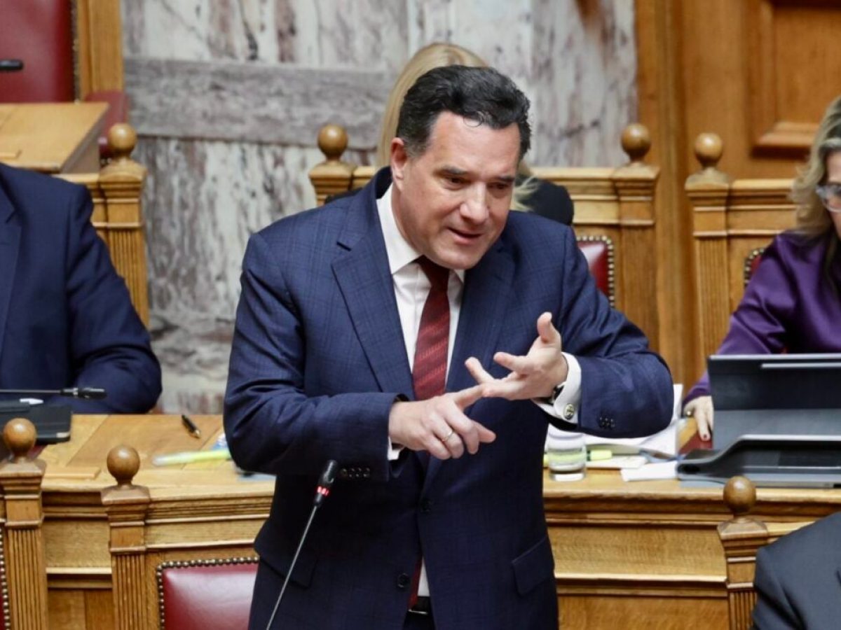 Επιμένει ο Γεωργιάδης: «Επίθεση στη Δημοκρατία, όχι στη Νέα Δημοκρατία» οι δικογραφίες από την Πόπη Παπανδρέου