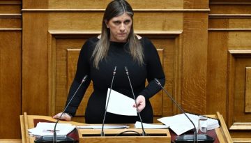 &Epsilon;&pi;ί&theta;&epsilon;&sigma;&eta; &Kappa;&omega;&nu;&sigma;&tau;&alpha;&nu;&tau;&omicron;&pi;&omicron;ύ&lambda;&omicron;&upsilon; &sigma;&epsilon; &Phi;&lambda;&omega;&rho;ί&delta;&eta; &kappa;&alpha;&iota; &kappa;&upsilon;&beta;έ&rho;&nu;&eta;&sigma;&eta;: &laquo;&Epsilon;ί&nu;&alpha;&iota; &alpha;&rho;&chi;&iota;&epsilon;&rho;έ&alpha;&sigmaf; &tau;&eta;&sigmaf; &delta;&iota;&alpha;&pi;&lambda;&omicron;&kappa;ή&sigmaf;&raquo;