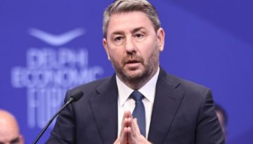 Επίθεση Ανδρουλάκη σε Τσίπρα: «Επανέρχεται με έναν μεσσιανικό τρόπο»