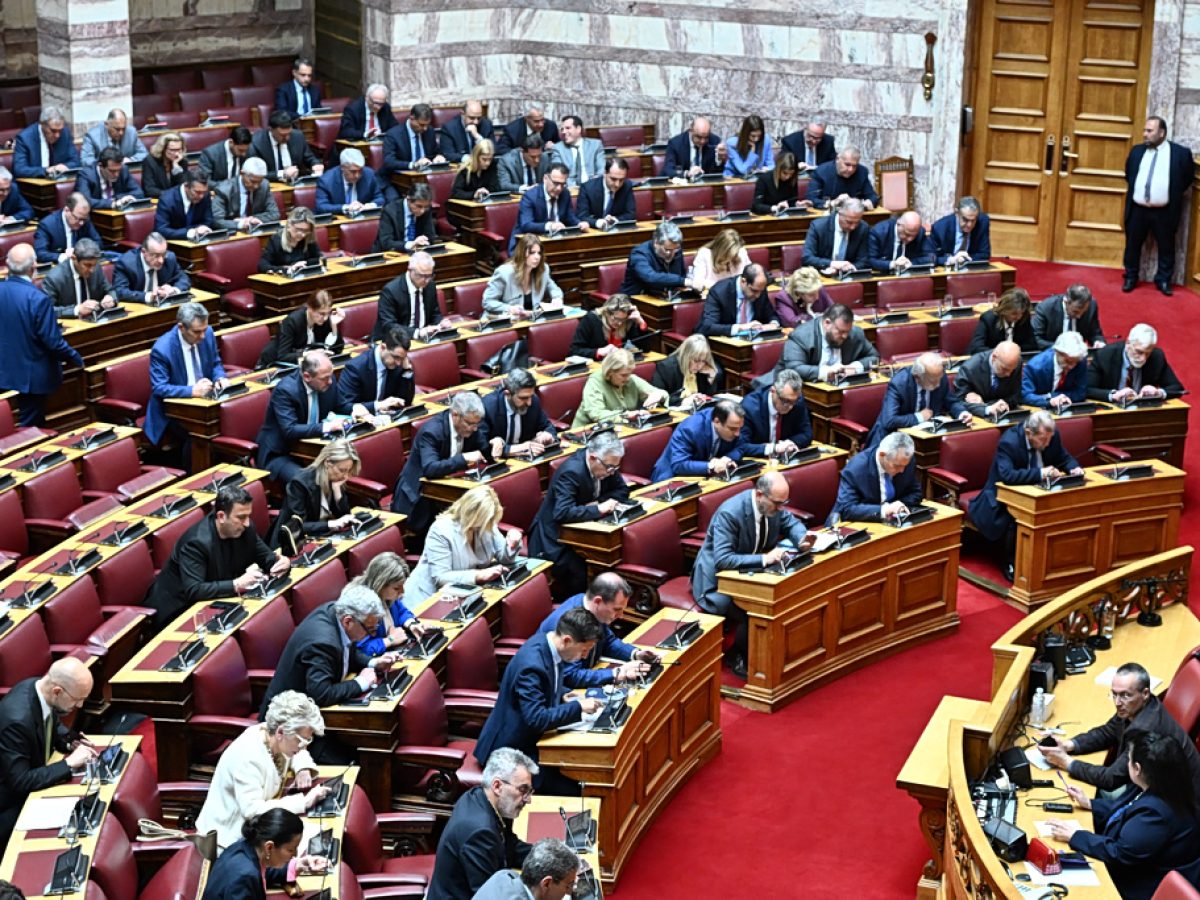 Εσωκομματικές τριβές στη ΝΔ: Παρέμβαση Μητσοτάκη για το επιτελικό κράτος και αιχμές βουλευτών