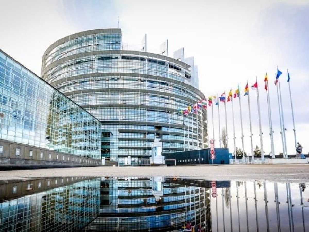 &Epsilon;&upsilon;&rho;&omega;&kappa;&omicron;&iota;&nu;&omicron;&beta;&omicron;ύ&lambda;&iota;&omicron;: &Alpha;&nu;&alpha;&gamma;&nu;ώ&rho;&iota;&sigma;&eta; &sigma;&tau;έ&rho;&eta;&sigma;&eta;&sigmaf; &pi;&epsilon;&rho;&iota;&omicron;&upsilon;&sigma;ί&alpha;&sigmaf; &Kappa;ύ&pi;&rho;&iota;&omega;&nu; &pi;&rho;&omicron;&sigma;&phi;ύ&gamma;&omega;&nu;