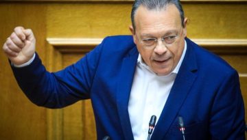Φάμελλος: «Απαιτώ την ανάκληση της διάταξης που θέτει στο αρχείο το σκάνδαλο των υποκλοπών»