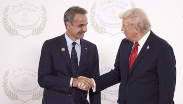 «Φανταστική χώρα», πολέμου ώρα