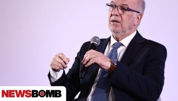 &Phi;&lambda;&omega;&rho;ί&delta;&eta;&sigmaf;: &laquo;Έ&kappa;&phi;&rho;&alpha;&sigma;&eta; &rho;&alpha;&gamma;&iota;&alpha;&delta;&iota;&sigma;&mu;&omicron;ύ &alpha;&pi;ό &omicron;&rho;&iota;&sigma;&mu;έ&nu;&omicron;&upsilon;&sigmaf; ό&tau;&iota; &theta;&alpha; έ&rho;&theta;&omicron;&upsilon;&nu; &omicron;&iota; &xi;έ&nu;&omicron;&iota; &nu;&alpha; &mu;&alpha;&sigmaf; &kappa;ά&nu;&omicron;&upsilon;&nu; &nu;&tau;&alpha;&raquo;