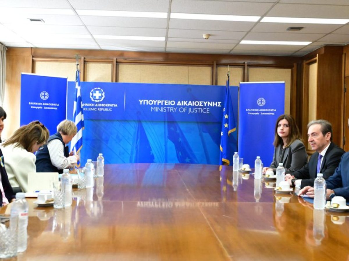 Φλωρίδης σε Κοβέσι: Επίσπευση διαδικασιών σε υποθέσεις που εμπλέκονται πολιτικά πρόσωπα