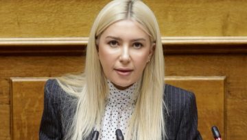 Φωτεινή Αραμπατζή: «Θέτω τον εαυτό μου στη διάθεση κάθε αρμόδιας Αρχής»