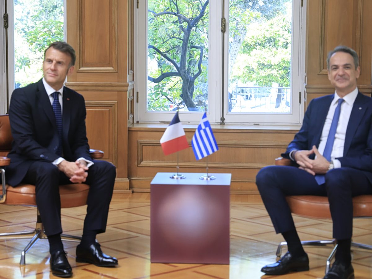Γαλλικά ΜΜΕ: Στενές οι σχέσεις Ελλάδας και Γαλλίας – Ενίσχυση της ευρωπαϊκής «στρατηγικής αυτονομίας» στην άμυνα