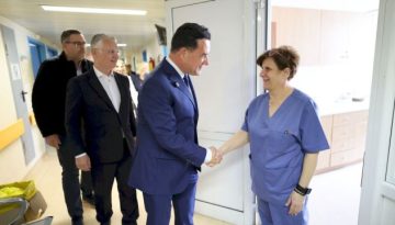 Γεωργιάδης: Επίσκεψη στο Κέντρο Υγείας Μεγαλόπολης και στο Γενικό Νοσοκομείο Τρίπολης (Εικόνες)