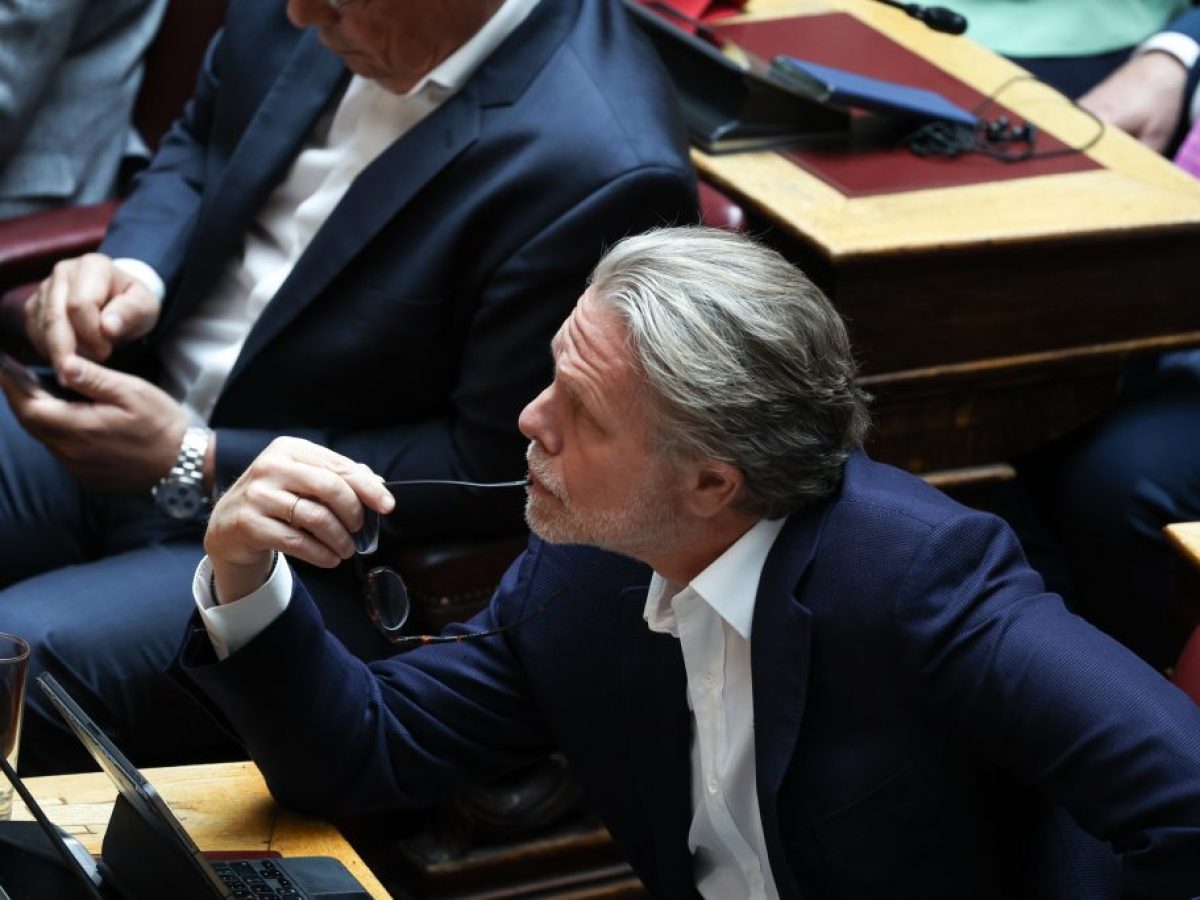 Γερουλάνος σε κυβερνητικά στελέχη για σκάνδαλο υποκλοπών: Κανένας σας δεν θέλει να ξέρει;