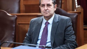 Γιώργος Μυλωνάκης: Σταθερή αλλά κρίσιμη η κατάσταση της υγείας του