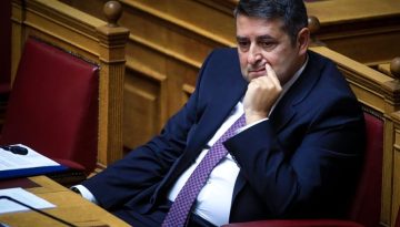 &Gamma;&iota;ώ&rho;&gamma;&omicron;&sigmaf; &Mu;&upsilon;&lambda;&omega;&nu;ά&kappa;&eta;&sigmaf;: &laquo;&Tau;&omicron; &alpha;&nu;&epsilon;ύ&rho;&upsilon;&sigma;&mu;&alpha; έ&chi;&epsilon;&iota; &alpha;&pi;&omicron;&kappa;&lambda;&epsilon;&iota;&sigma;&tau;&epsilon;ί&raquo; &ndash; &Eta; &pi;&rho;ώ&tau;&eta; &kappa;&rho;ί&sigma;&iota;&mu;&eta; &epsilon;&kappa;&tau;ί&mu;&eta;&sigma;&eta; &sigma;&epsilon; 10-15 &eta;&mu;έ&rho;&epsilon;&sigmaf;