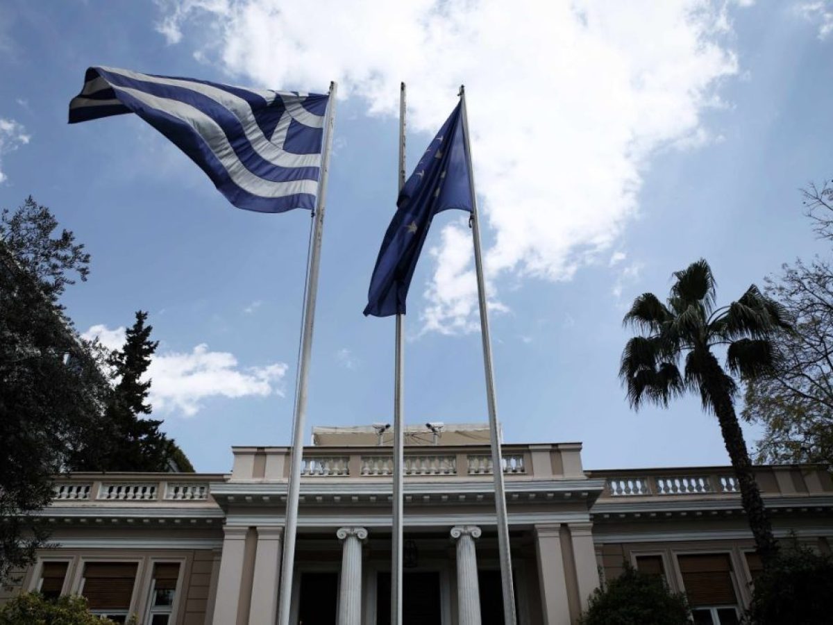 Η αμφισβήτηση ξεκινά από το επιτελικό κράτος