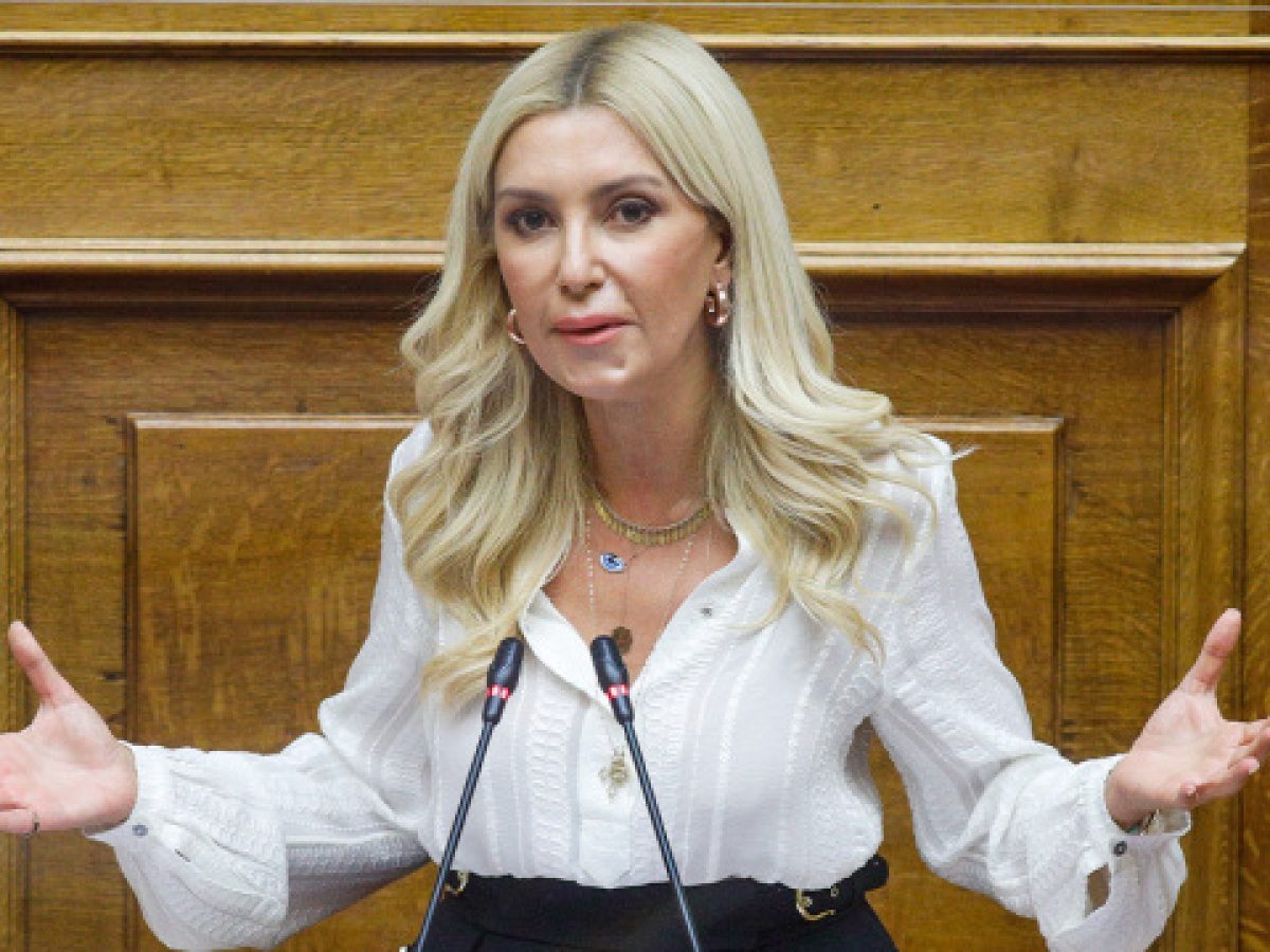 &Omicron;&iota; &delta;&iota;ά&lambda;&omicron;&gamma;&omicron;&iota; &Alpha;&rho;&alpha;&mu;&pi;&alpha;&tau;&zeta;ή &mu;&epsilon; &tau;&omicron;&nu; &pi;&rho;ό&epsilon;&delta;&rho;&omicron; &tau;&omicron;&upsilon; &Omicron;&Pi;&Epsilon;&Kappa;&Epsilon;&Pi;&Epsilon;: &laquo;&Nu;&alpha; &mu;&eta;&nu; &tau;&omicron;&upsilon; &sigma;&upsilon;&mu;&pi;&epsilon;&rho;&iota;&phi;&epsilon;&rho;&theta;&omicron;ύ&mu;&epsilon; ά&sigma;&chi;&eta;&mu;&alpha;&raquo;, &laquo;&nu;&alpha; &pi;ά&rho;&epsilon;&iota; &mu;ί&alpha; &pi;&alpha;&rho;ά&tau;&alpha;&sigma;&eta;&raquo;
