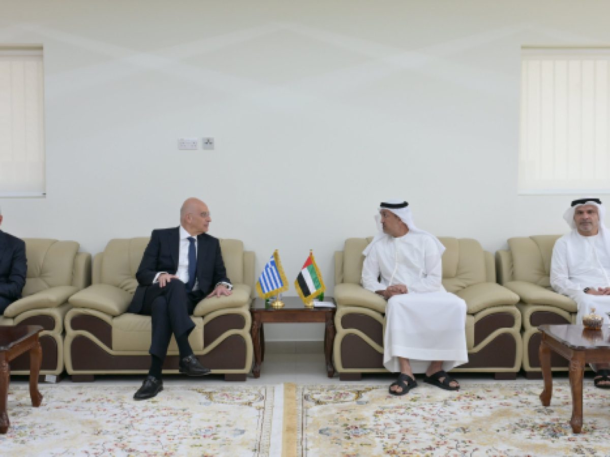 Η επίσκεψη Δένδια στα Ηνωμένα Αραβικά Εμιράτα και η ρήτρα αμοιβαίας αμυντικής συνδρομής