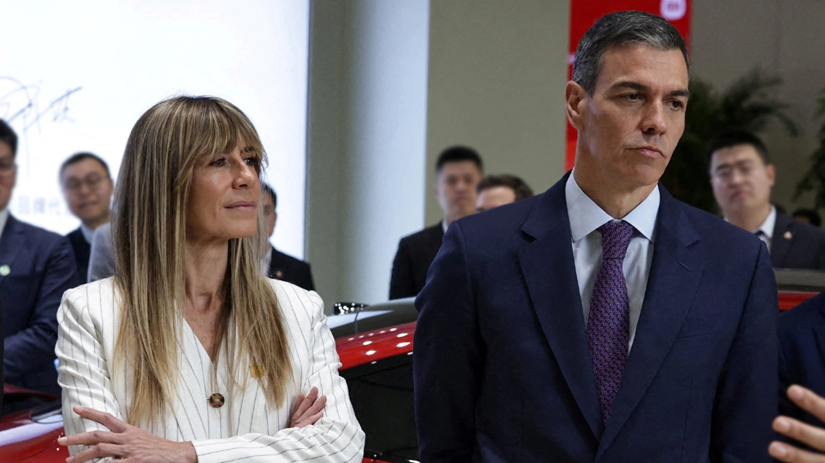 i-gineka-tou-ispanou-prothipourgou