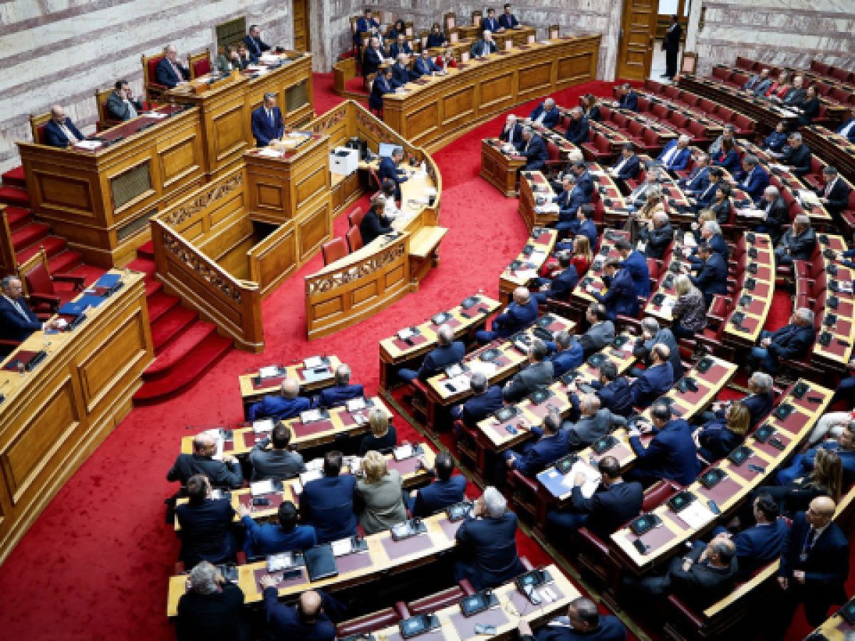 Η κυβέρνηση ανεβάζει τους τόνους απέναντι στην Ευρωπαϊκή Εισαγγελία με καρφιά και αιχμές για τη δικογραφία του ΟΠΕΚΕΠΕ