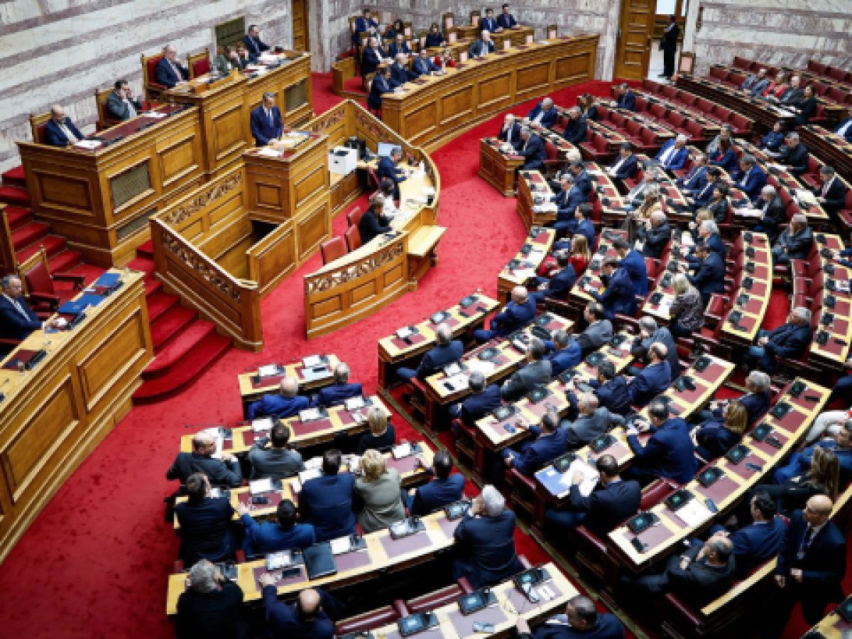 Οι παρεμβάσεις για να μαζευτεί η τάση «αντάρτικου» στις άρσεις ασυλίας για τον ΟΠΕΚΕΠΕ: Τα τηλεφωνήματα και το μήνυμα του