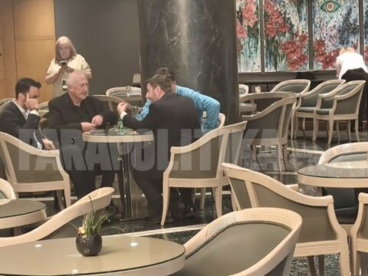 Η συνάντηση Ανδρουλάκη  Χριστοδουλάκη στην Κεντρική Επιτροπή που προκάλεσε αίσθηση και συζητήσεις μεταξύ βουλευτών και στ