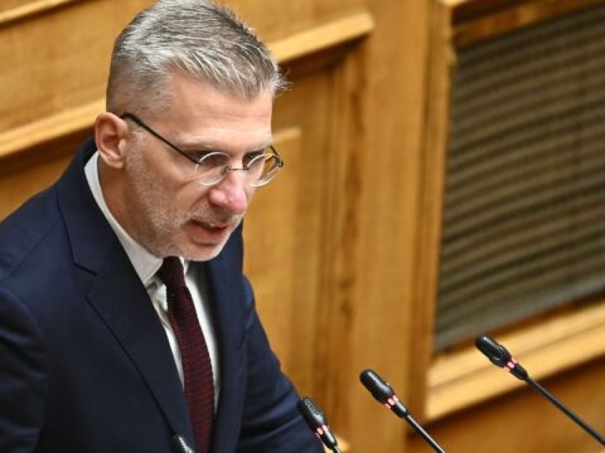 Οι συσκέψεις Σκέρτσου με τους διευθυντές υπουργών, το κόστος από τις δηλώσεις του, η λάθος κριτική για το επιτελικό κράτο