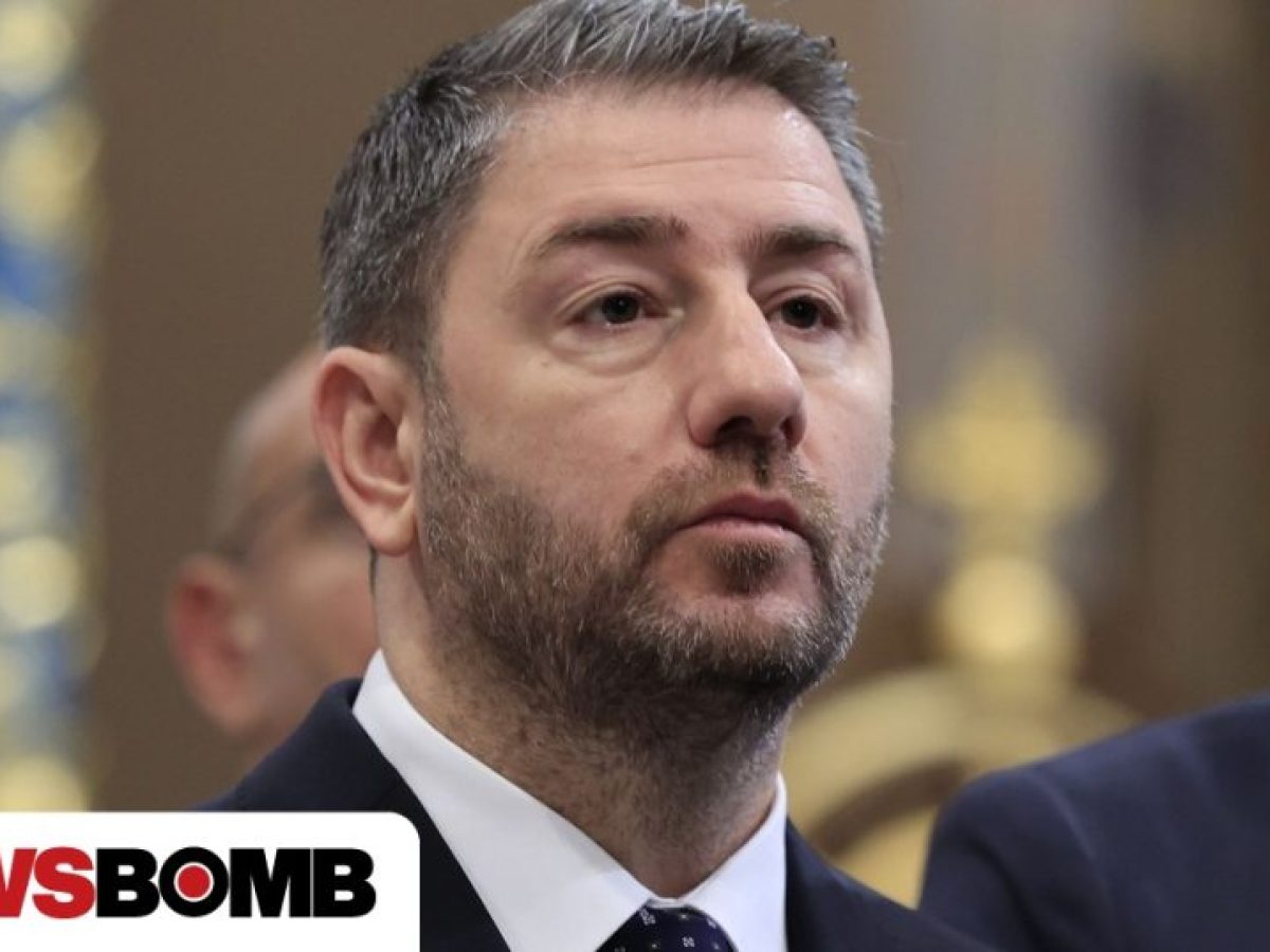 &Omicron;&iota; &tau;&rho;&epsilon;&iota;&sigmaf; &pi;&rho;&omicron;&tau;ά&sigma;&epsilon;&iota;&sigmaf; &Alpha;&nu;&delta;&rho;&omicron;&upsilon;&lambda;ά&kappa;&eta; &gamma;&iota;&alpha; &tau;&iota;&sigmaf; &tau;&rho;ά&pi;&epsilon;&zeta;&epsilon;&sigmaf;: &laquo;&Alpha;&sigma;&upsilon;&delta;&omicron;&sigma;ί&alpha; ή &nu;έ&omicron; &sigma;&upsilon;&mu;&beta;ό&lambda;&alpha;&iota;&omicron; &epsilon;&mu;&pi;&iota;&sigma;&tau;&omicron;&sigma;ύ&nu;&eta;&sigmaf;&raquo;