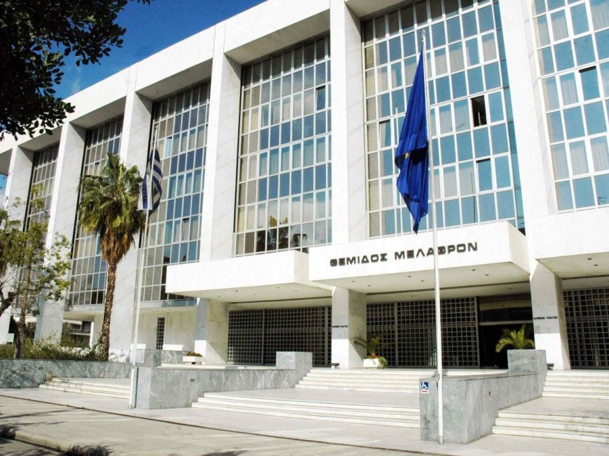 Υποκλοπές: Σφοδρή αντίδραση ΚΚΕ για την αρχειοθέτηση της υπόθεσης