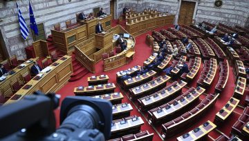 &Upsilon;&pi;&omicron;&kappa;&lambda;&omicron;&pi;έ&sigmaf;: &Sigma;&upsilon;&mu;&mu;&alpha;&chi;ί&alpha; &gamma;&iota;&alpha; &Epsilon;&xi;&epsilon;&tau;&alpha;&sigma;&tau;&iota;&kappa;ή &mu;&epsilon;&tau;ά &alpha;&pi;ό &tau;&eta;&lambda;&epsilon;&phi;&omega;&nu;&iota;&kappa;ή &epsilon;&pi;&iota;&kappa;&omicron;&iota;&nu;&omega;&nu;ί&alpha; &Alpha;&nu;&delta;&rho;&omicron;&upsilon;&lambda;ά&kappa;&eta; &ndash; &Phi;ά&mu;&epsilon;&lambda;&lambda;&omicron;&upsilon; &ndash; &Pi;έ&rho;&kappa;&alpha;