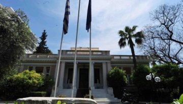 Κακά μαντάτα από τις δημοσκοπήσεις για το Μαξίμου