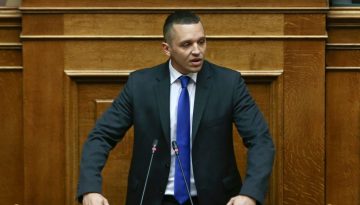 Κασιδιάρης: Την 21η Απριλίου 1967 είχαμε Χούντα, σήμερα έχουμε απαγορεύσεις κομμάτων