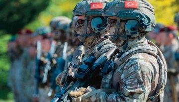 Κοινή στρατιωτική άσκηση αντίπαλων λιβυκών στρατών στην Τουρκία