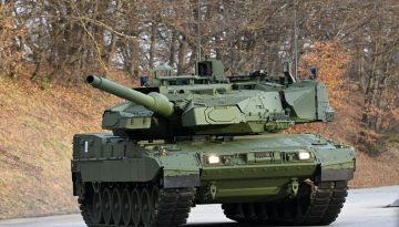 &Kappa;ί&nu;&eta;&sigma;&eta; &ndash; &mu;ή&nu;&upsilon;&mu;&alpha; &tau;&eta;&sigmaf; &Alpha;&theta;ή&nu;&alpha;&sigmaf;: &Sigma;&tau;έ&lambda;&nu;&epsilon;&iota; Leopard &sigma;&tau;&eta;&nu; &Kappa;ύ&pi;&rho;&omicron;