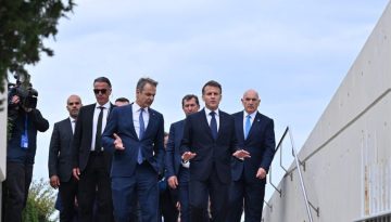 Κοινό μέτωπο Μακρόν – Μητσοτάκη: Ζητούν καθυστέρηση στην αποπληρωμή του χρέους της περιόδου Covid και νέα ευρωομόλογα