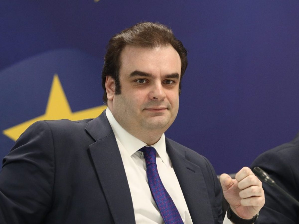 Κυριάκος Πιερρακάκης προς ΝΣΚ: Επιτάχυνση διαδικασιών για τα θύματα σε Μάτι, Μάνδρα και Τέμπη