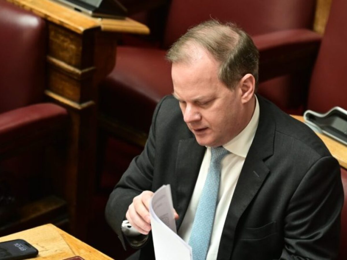 &Kappa;ώ&sigma;&tau;&alpha;&sigmaf; &Alpha;&chi;. &Kappa;&alpha;&rho;&alpha;&mu;&alpha;&nu;&lambda;ή&sigmaf;: &laquo;&Beta;&epsilon;&beta;&alpha;ί&omega;&sigmaf;, &tau;&omicron; &zeta;&eta;&tau;ά&epsilon;&iota;, &theta;&alpha; &tau;&omicron; &kappa;ά&nu;&omicron;&upsilon;&mu;&epsilon;&raquo; &ndash; &Omicron; &delta;&iota;ά&lambda;&omicron;&gamma;&omicron;&sigmaf; &pi;&omicron;&upsilon; &epsilon;&mu;&pi;&lambda;έ&kappa;&epsilon;&iota; &tau;&omicron;&nu; &beta;&omicron;&upsilon;&lambda;&epsilon;&upsilon;&tau;ή &tau;&eta;&sigmaf; &Nu;&Delta; &kappa;&alpha;&iota; &omicron;&iota; 37 &beta;&iota;&omicron;&lambda;&omicron;&gamma;