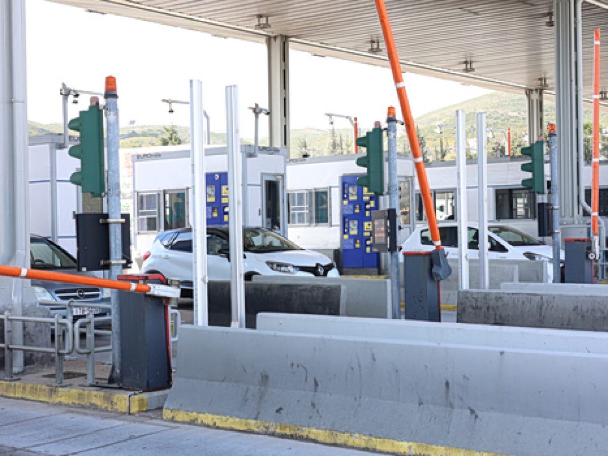 Κουτσούμπας: Απαιτείται η δωρεάν διέλευση από τα διόδια τις μέρες του Πάσχα